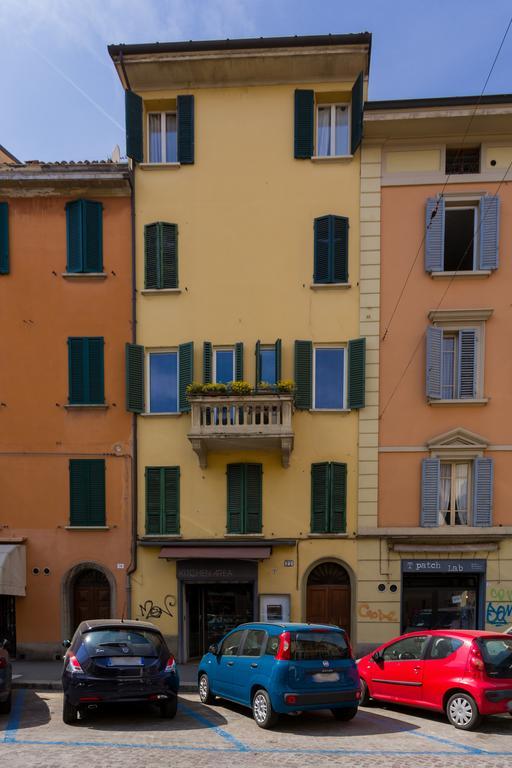 Castiglione 77 Apartman Bologna Kültér fotó